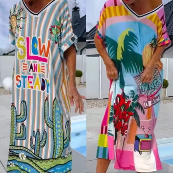 Maxiklänning med randigt tryck, korta ärmar och V-ringning