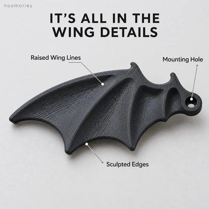 🦇🖤 Midnight Wings – Fladdermusvinge-dekorationer för registreringsskylt