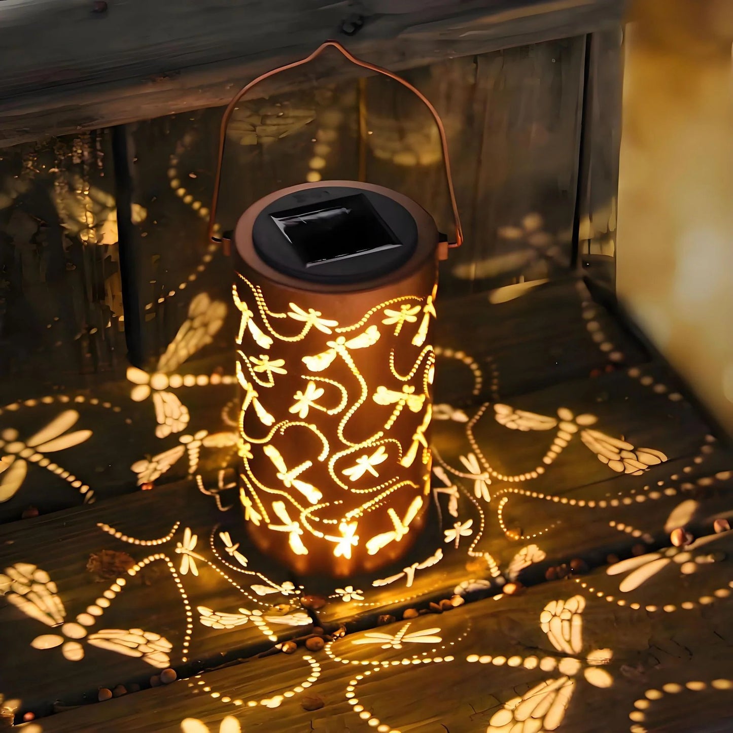 Färgglad solroslampa för trädgården