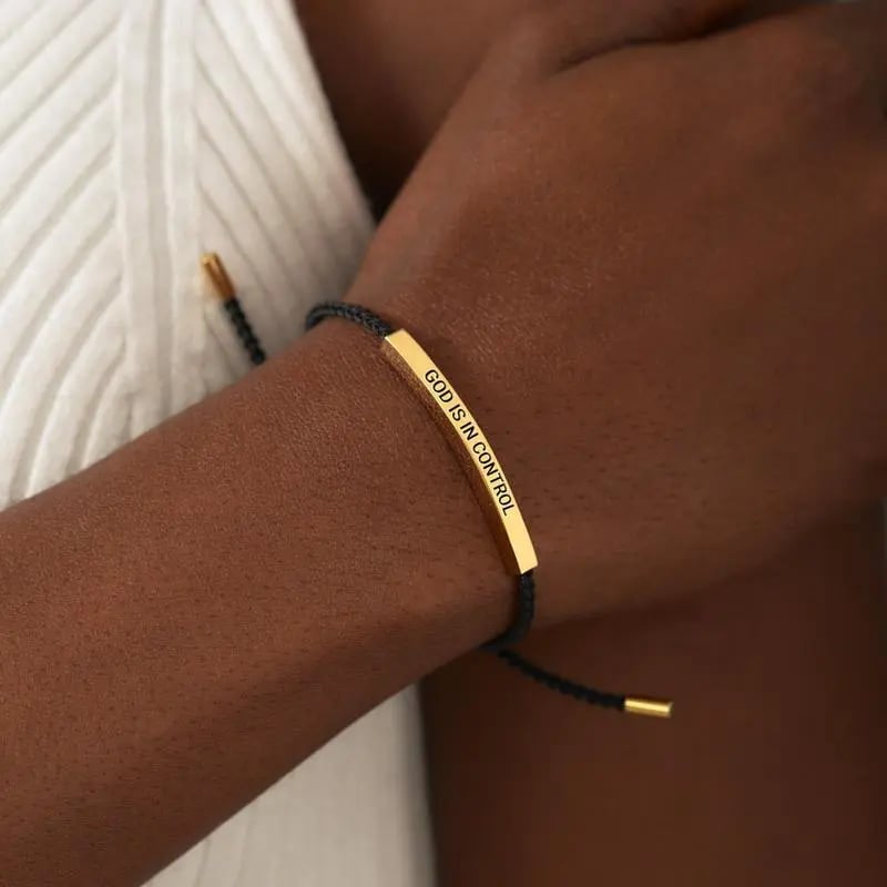 💖✨ Inspire Bracelet “God is in control”🎁