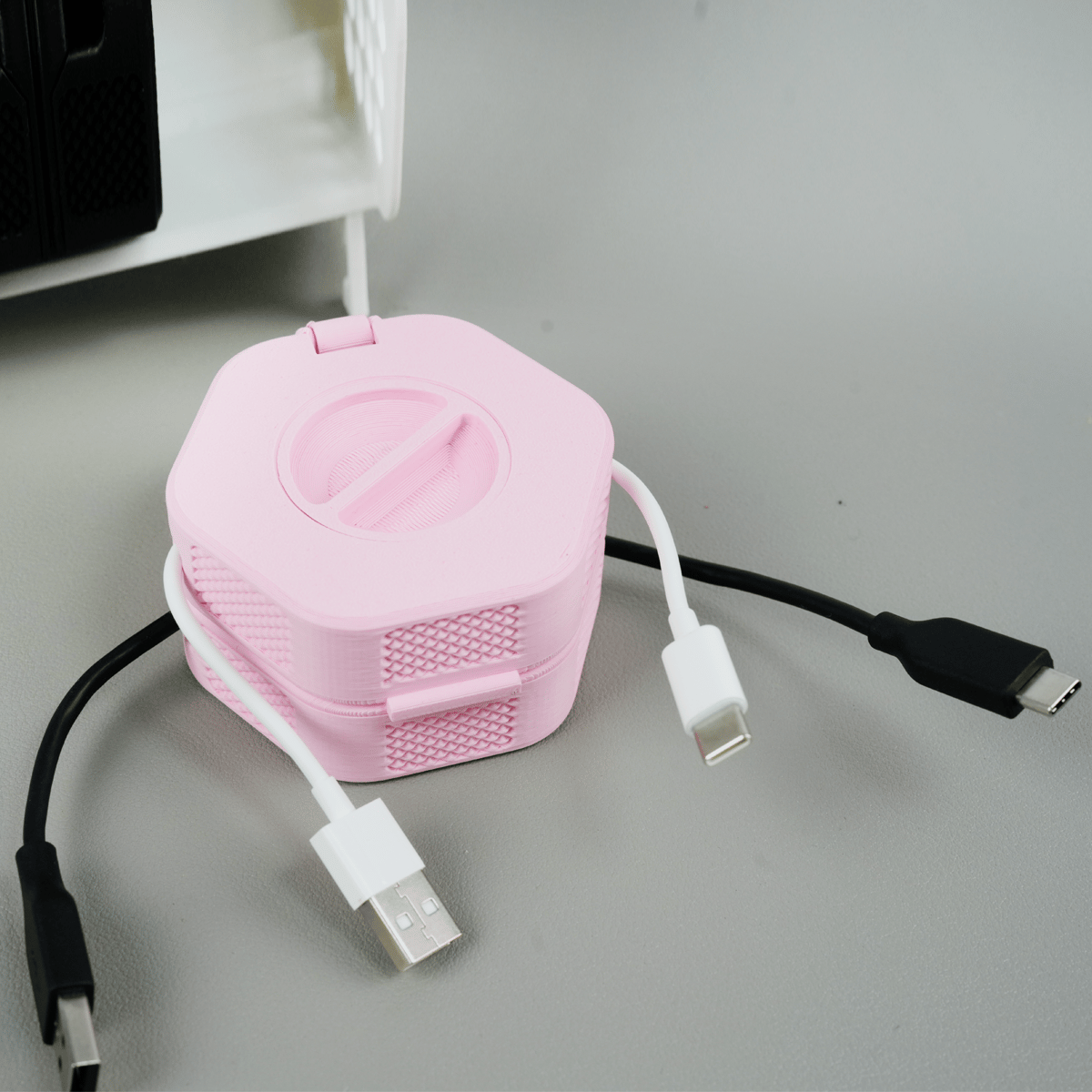 🔌3D Printed Portable Desktop Cable Organizer - Data Cable Storage