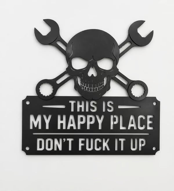 💀🛠️ Väggkonstskylt i metall med texten "This Is My Happy Place"🔥