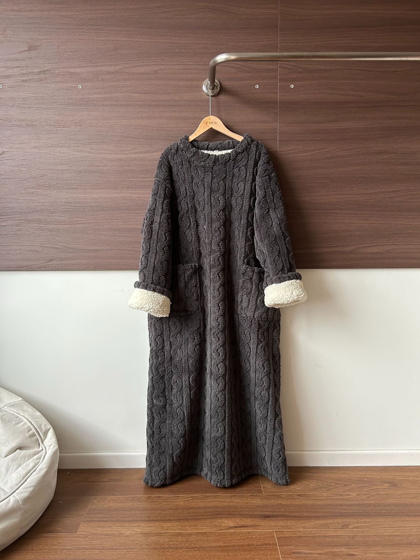 💟En varm present🎀Vinterkläder i korallrosa sammet🔥