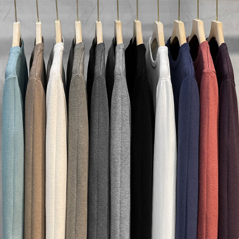 Enfärgad stickad bas-tröja med rund hals för herr