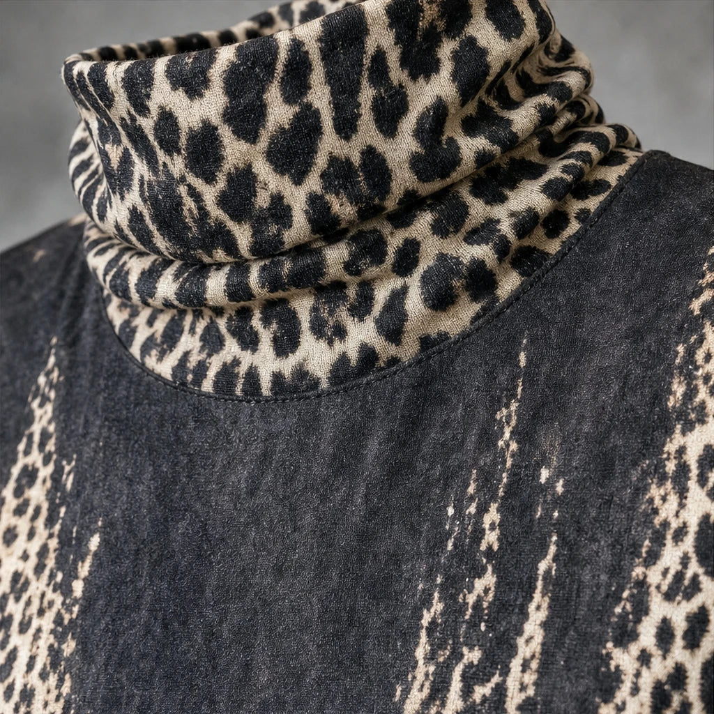 Leopard Swing – Leopardmönstrad stickad klänning med fransad fåll✨3% rabattkod: NOR3