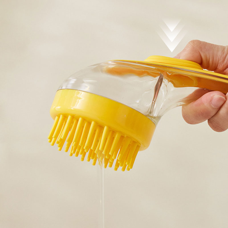 Husdjur badborste med långt handtag och schampo doserare