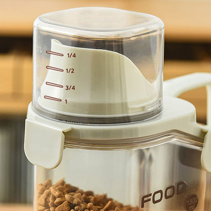 Klart tätslutande matförvaringsbehållare