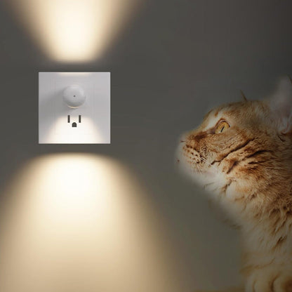 Smart LED-nattlampa för vägguttag med automatisk dimmer（🎁 Köp 1 – Få 1 Gratis!）