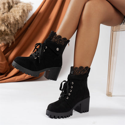 Damankelboots med tjock klack och snörning