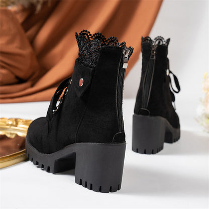 Damankelboots med tjock klack och snörning