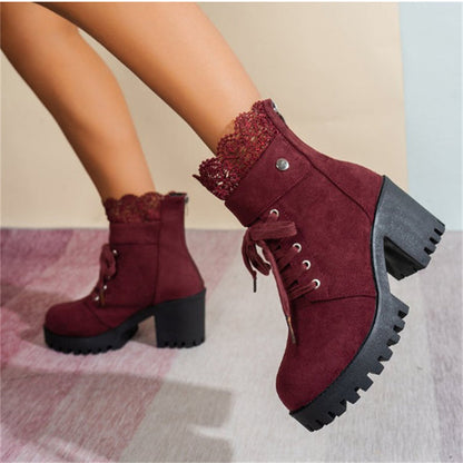 Damankelboots med tjock klack och snörning