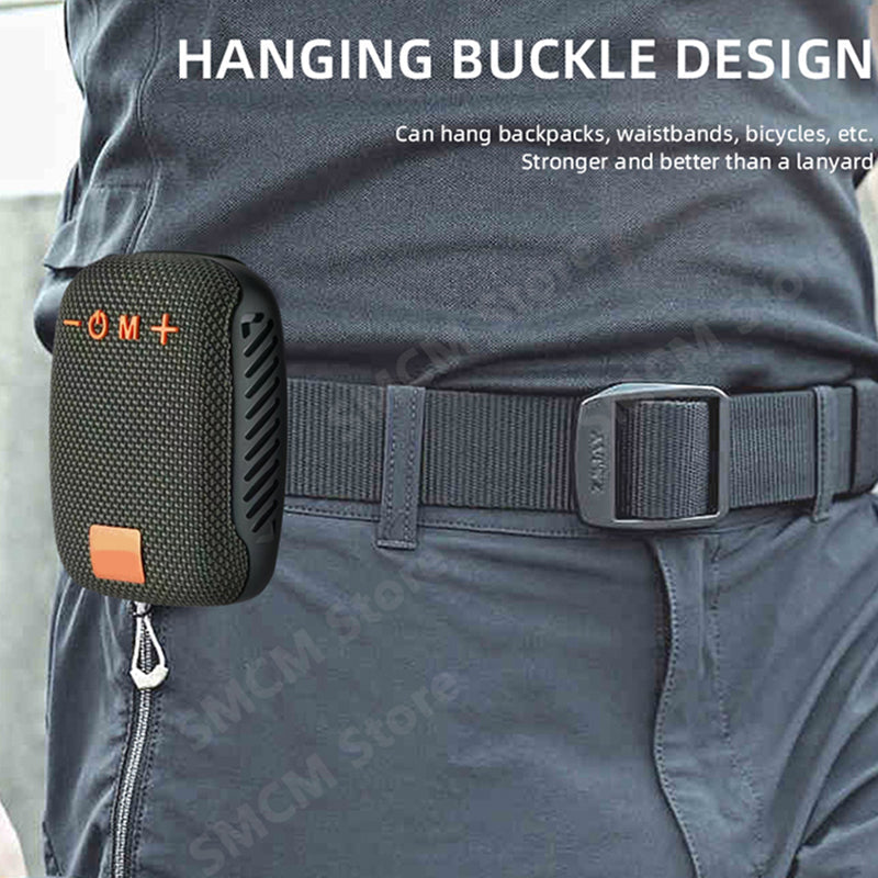 🎵MONSTER M3 Magnetisk Clip-On Bärbar Högtalare 🧲 | 80g Ultralätt, IPX7 Vattentät 💧, TWS Stereoljud – Perfekt för Resor, Camping & Arbete✨3% rabattkod: NOR3