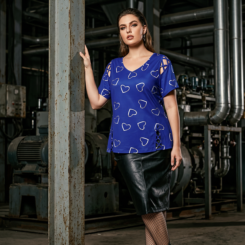 🛍️✨3% rabattkod: NOR3 – Oversized dam-T-shirt med hjärtmönster och snörningsdetaljer – avslappnad stil, andas bra och mångsidig för vardagen ❤️